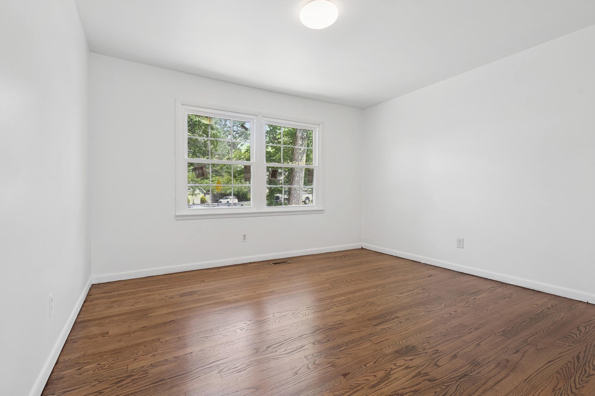 701 Cedar Lane Tullahoma, TN 37388 - Photo 12 of 23