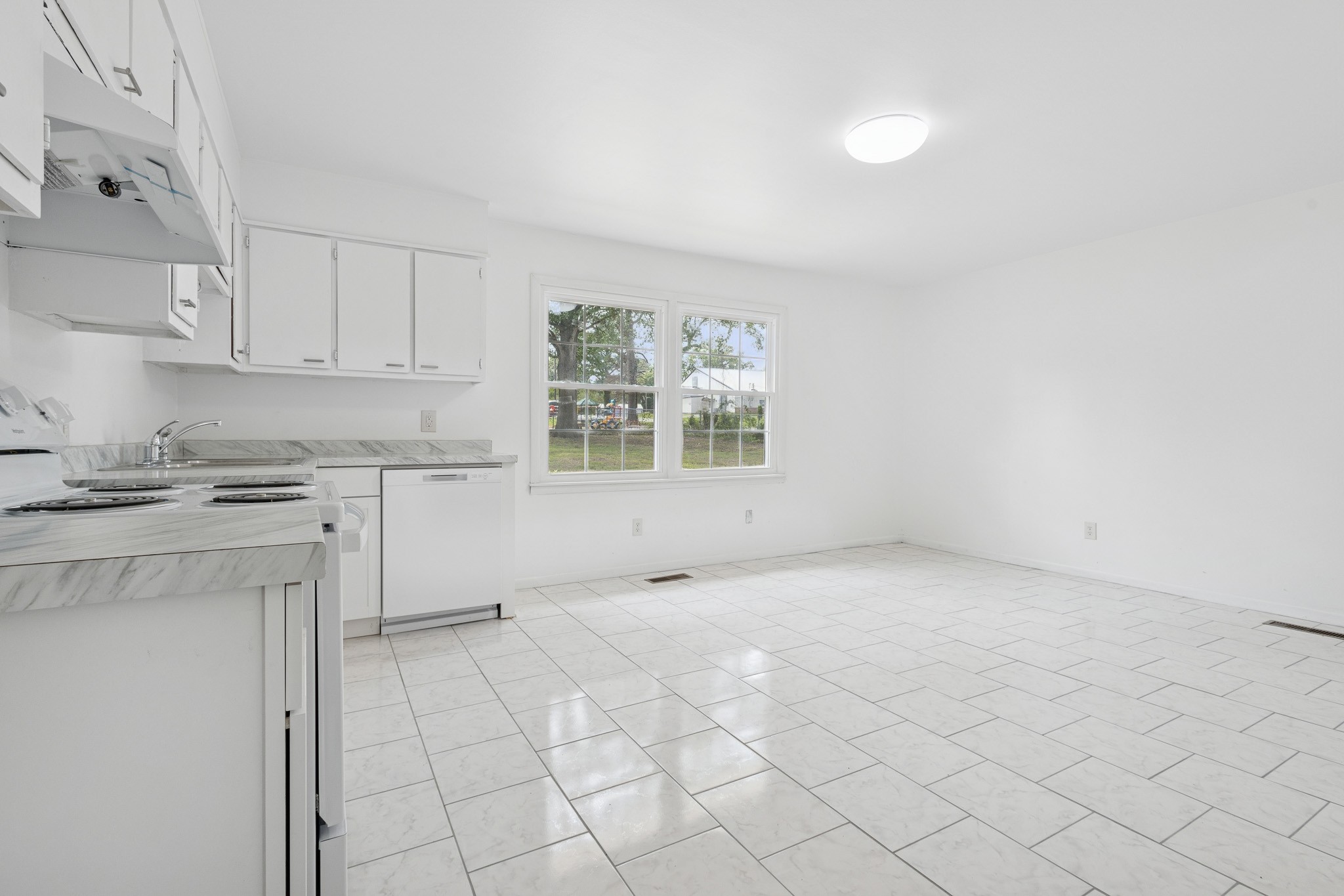 701 Cedar Lane Tullahoma, TN 37388 - Photo 7 of 23