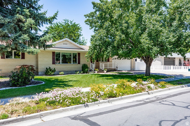 9542 David Street Sandy, UT 84070 - Photo 44 of 46