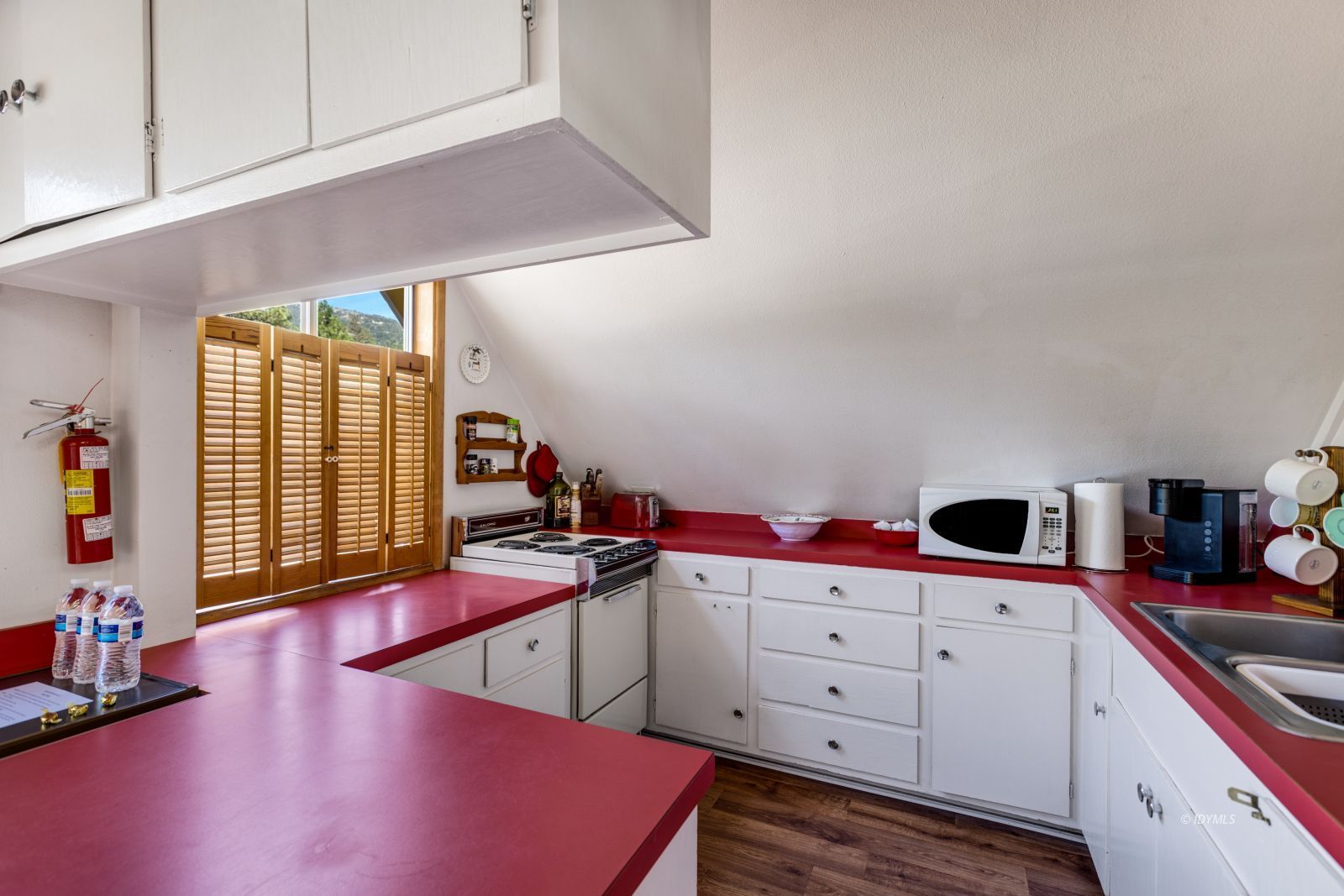 26770 Idyllwild Road Idyllwild, CA 92549 - Photo 41 of 56 a room with storage and utility