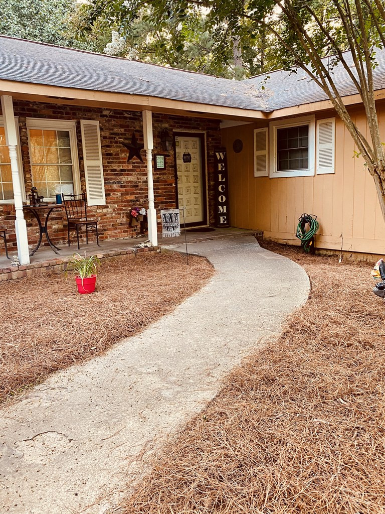 819 Ridge Avenue Thomson, GA 30824 - Photo 3 of 27