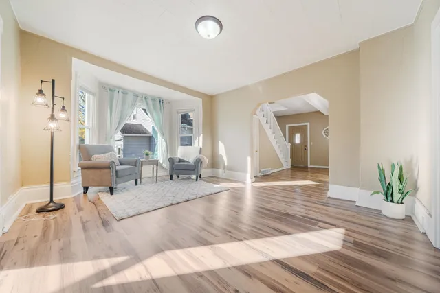 $147,000 | 1514 Elmwood Avenue, Oshkosh, WI 54901