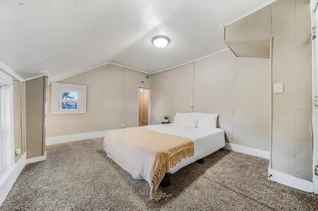 $147,000 | 1514 Elmwood Avenue, Oshkosh, WI 54901