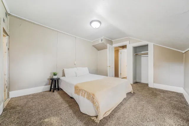 $147,000 | 1514 Elmwood Avenue, Oshkosh, WI 54901