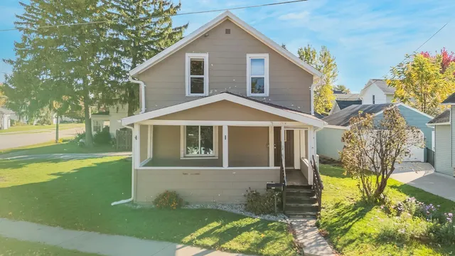 $147,000 | 1514 Elmwood Avenue, Oshkosh, WI 54901