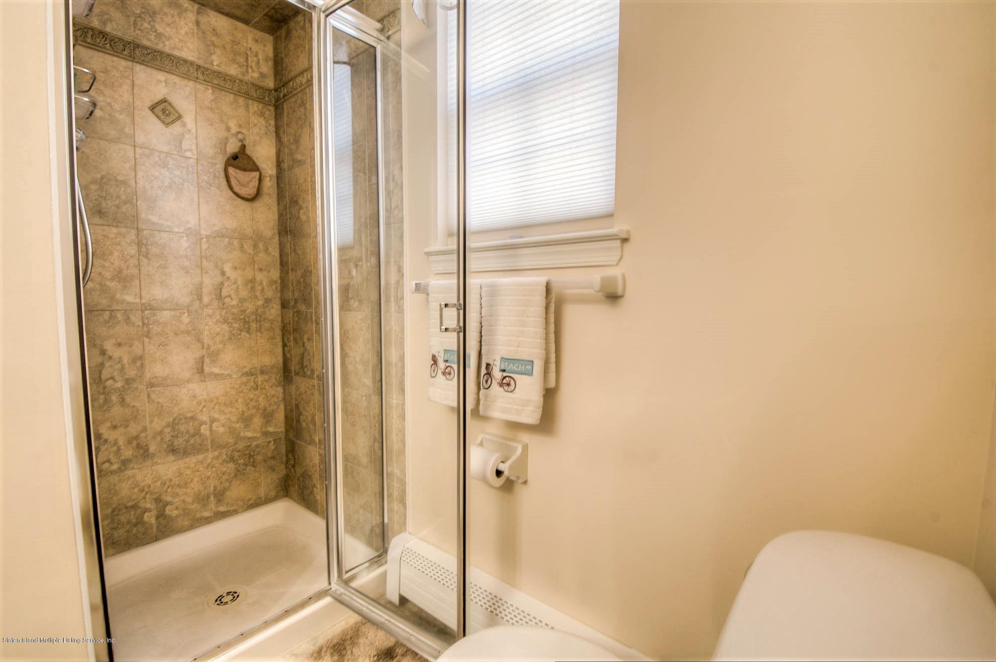 36 Foothill Court Staten Island, NY 10309 - Photo 13 of 32 12