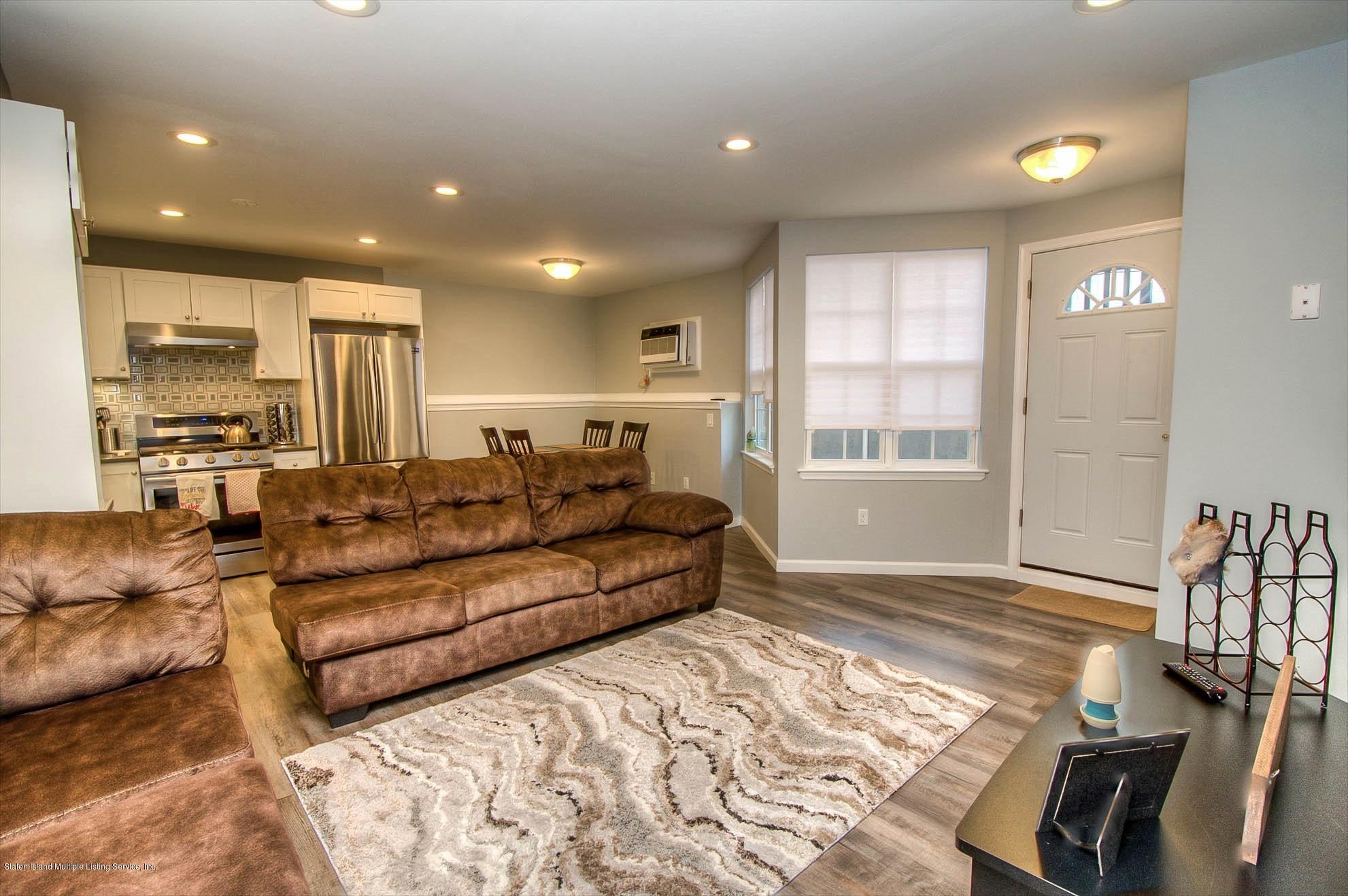 36 Foothill Court Staten Island, NY 10309 - Photo 20 of 32 19