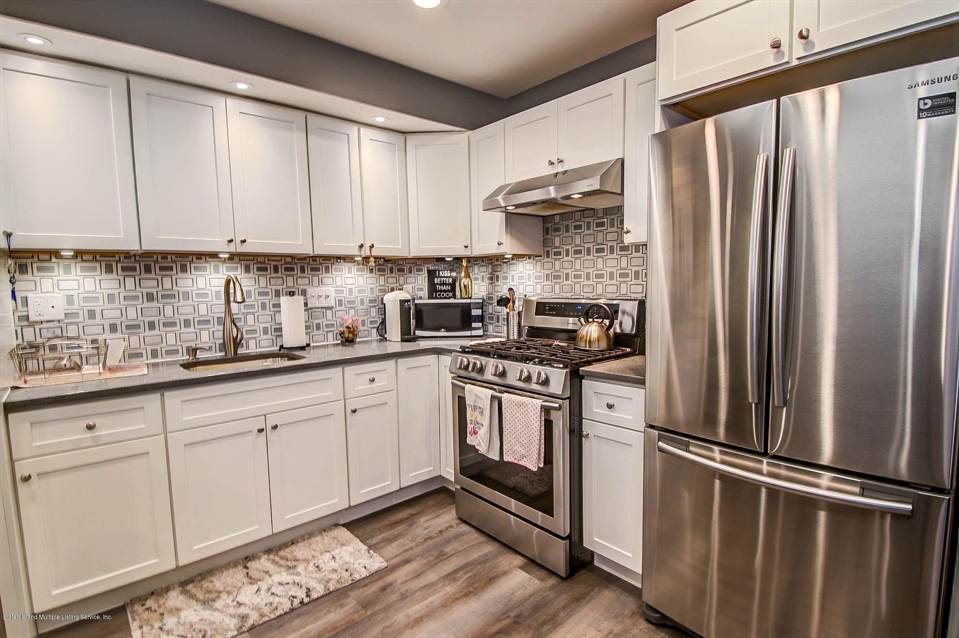 36 Foothill Court Staten Island, NY 10309 - Photo 22 of 32 21