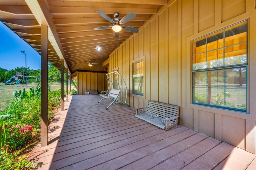 539 North Duncanville Road Cedar Hill, TX 75104 - Photo 2 of 36 a view of a house with a porch