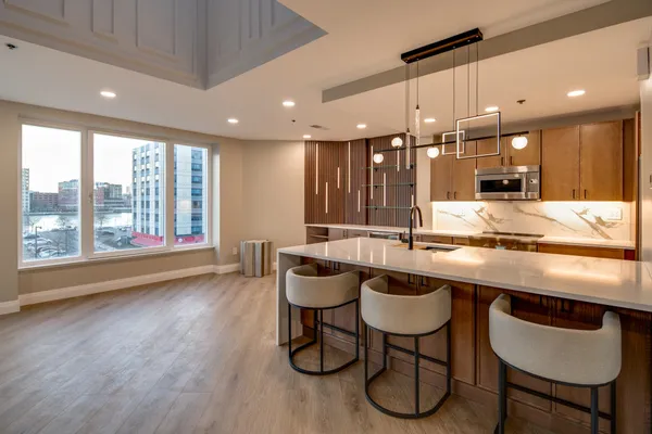 $8,500 | 600 Harbor Boulevard, Unit 1002, Weehawken, NJ 07086