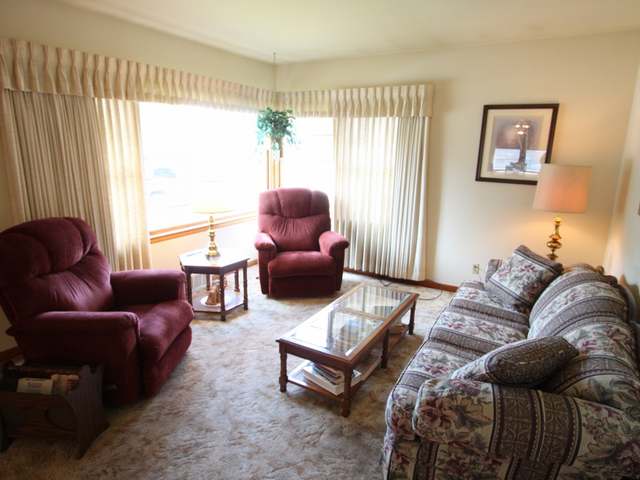311 West Kemp Street Rhinelander, WI 54501 - Photo 3 of 20 Gallery Image 3