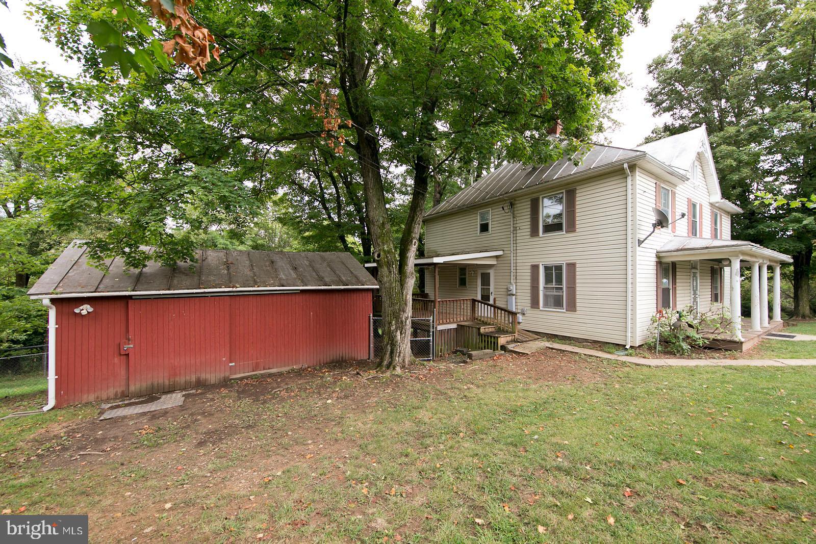 304 Cross Junction Road Cross Junction, VA 22625 - Photo 2 of 61 One of the outbuildings on the property