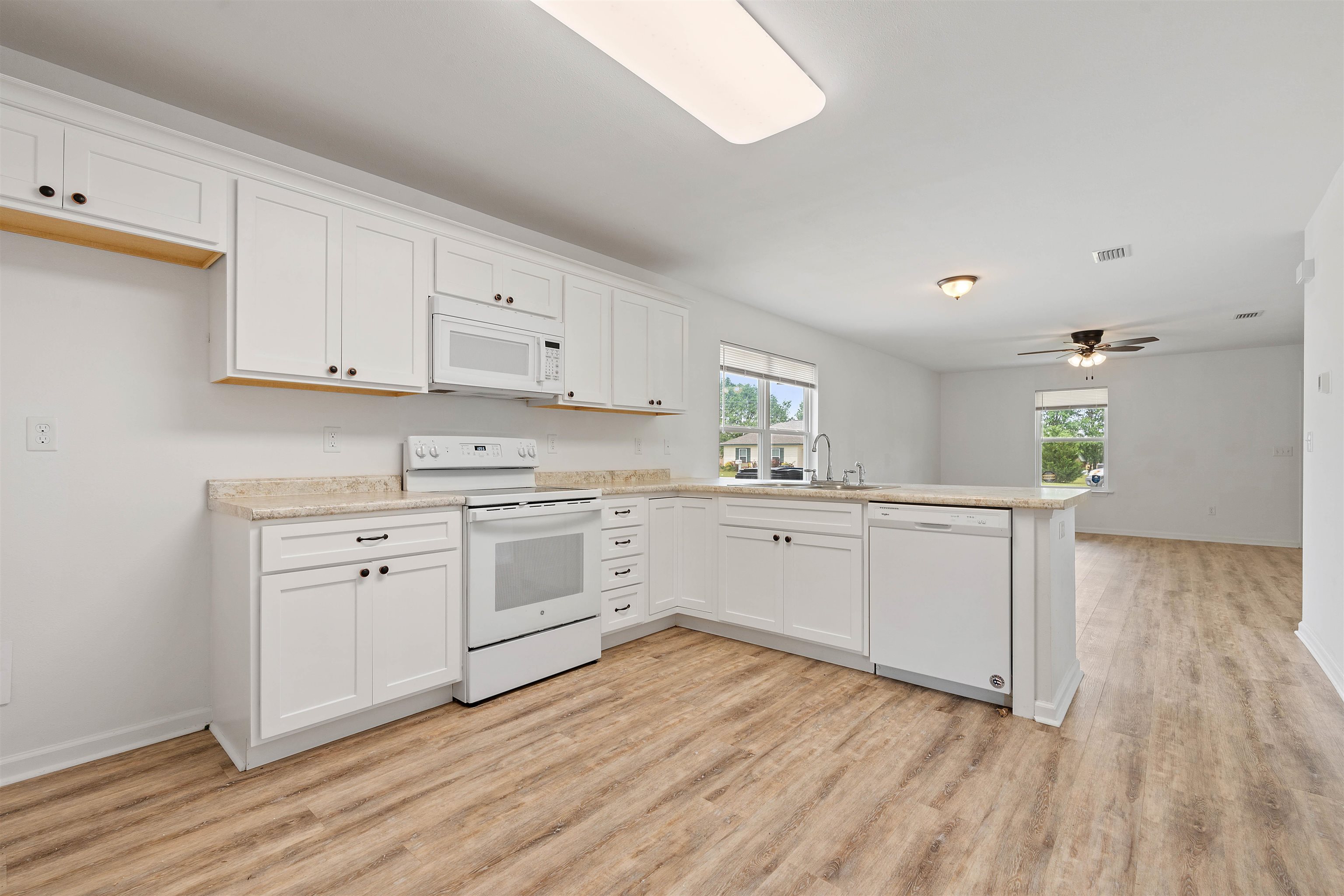 123 Eagle's Loop Robertsdale, AL 36567 - Photo 8 of 22