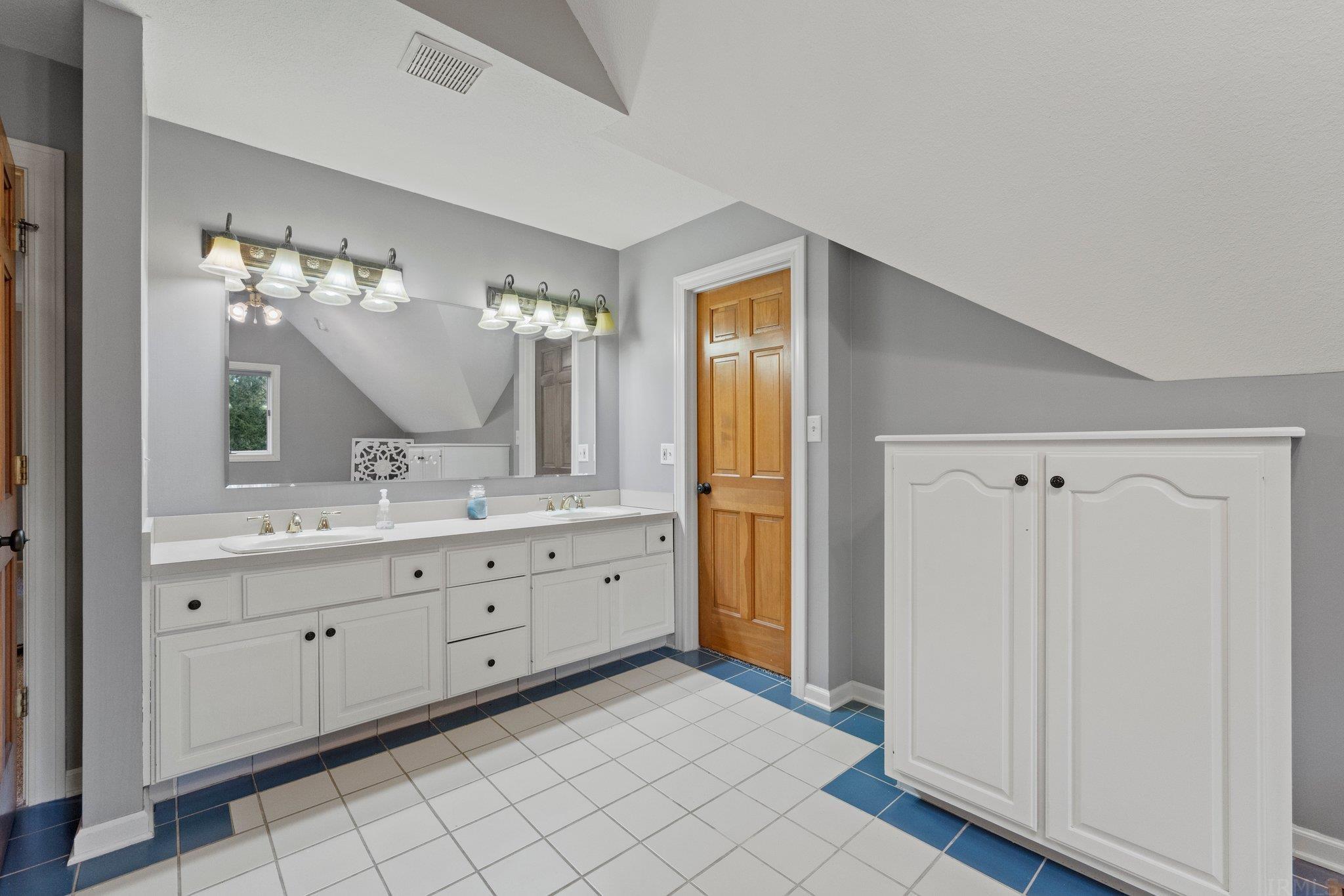 4724 Creek Ridge Place Fort Wayne, IN 46835 - Photo 28 of 36