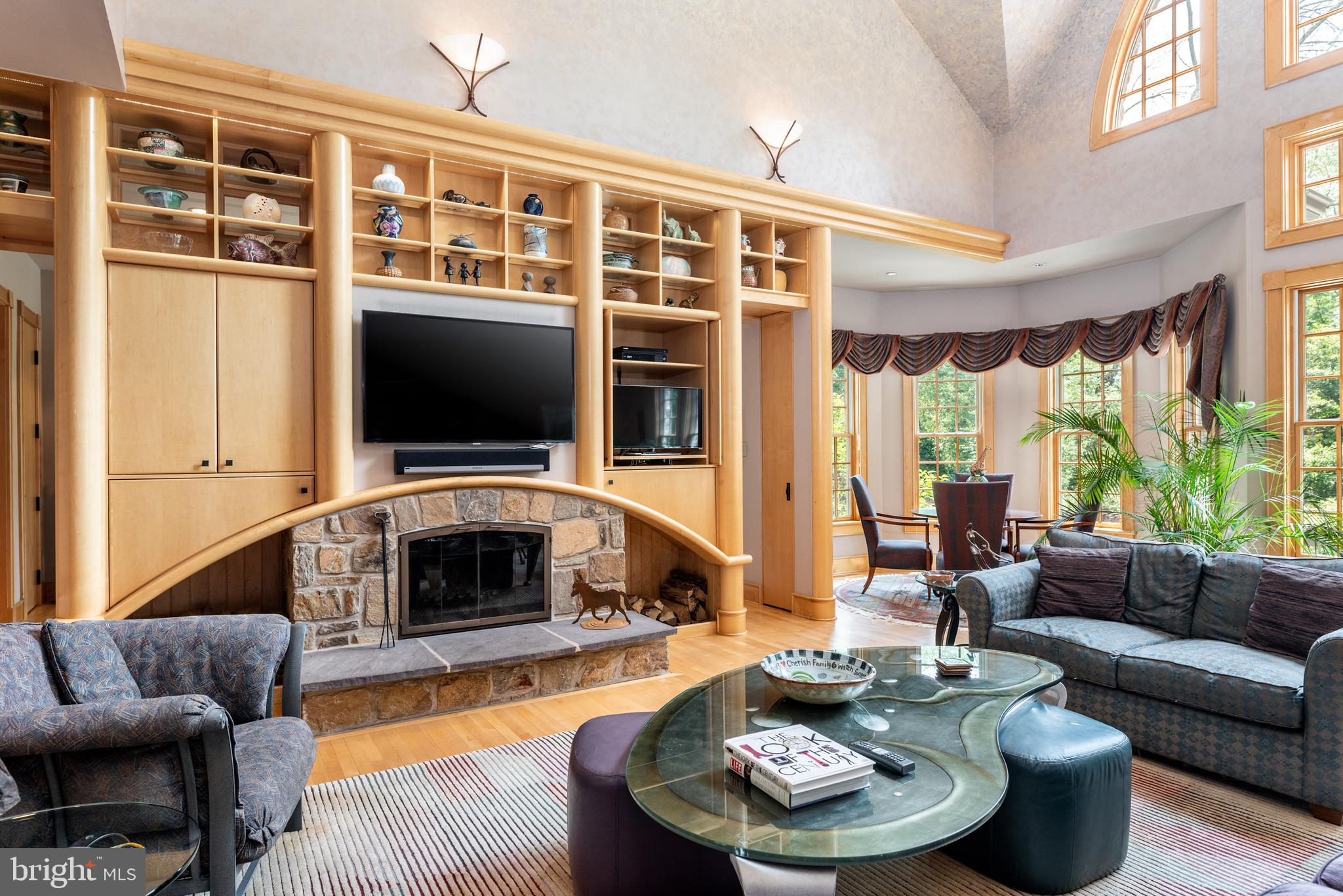 893 Parkes Run Lane Villanova, PA 19085 - Photo 12 of 86 Great Room