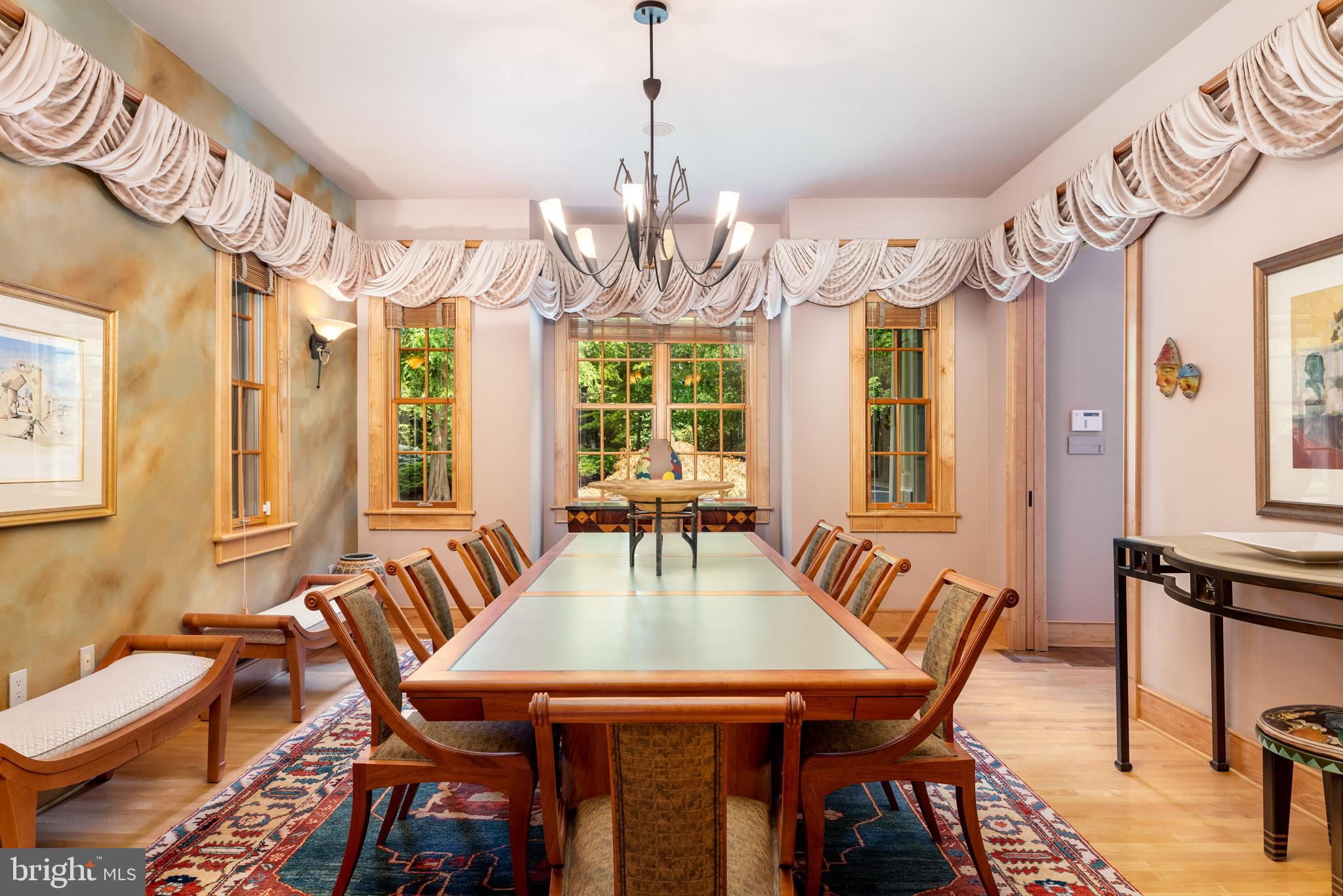 893 Parkes Run Lane Villanova, PA 19085 - Photo 23 of 86 Dining Room