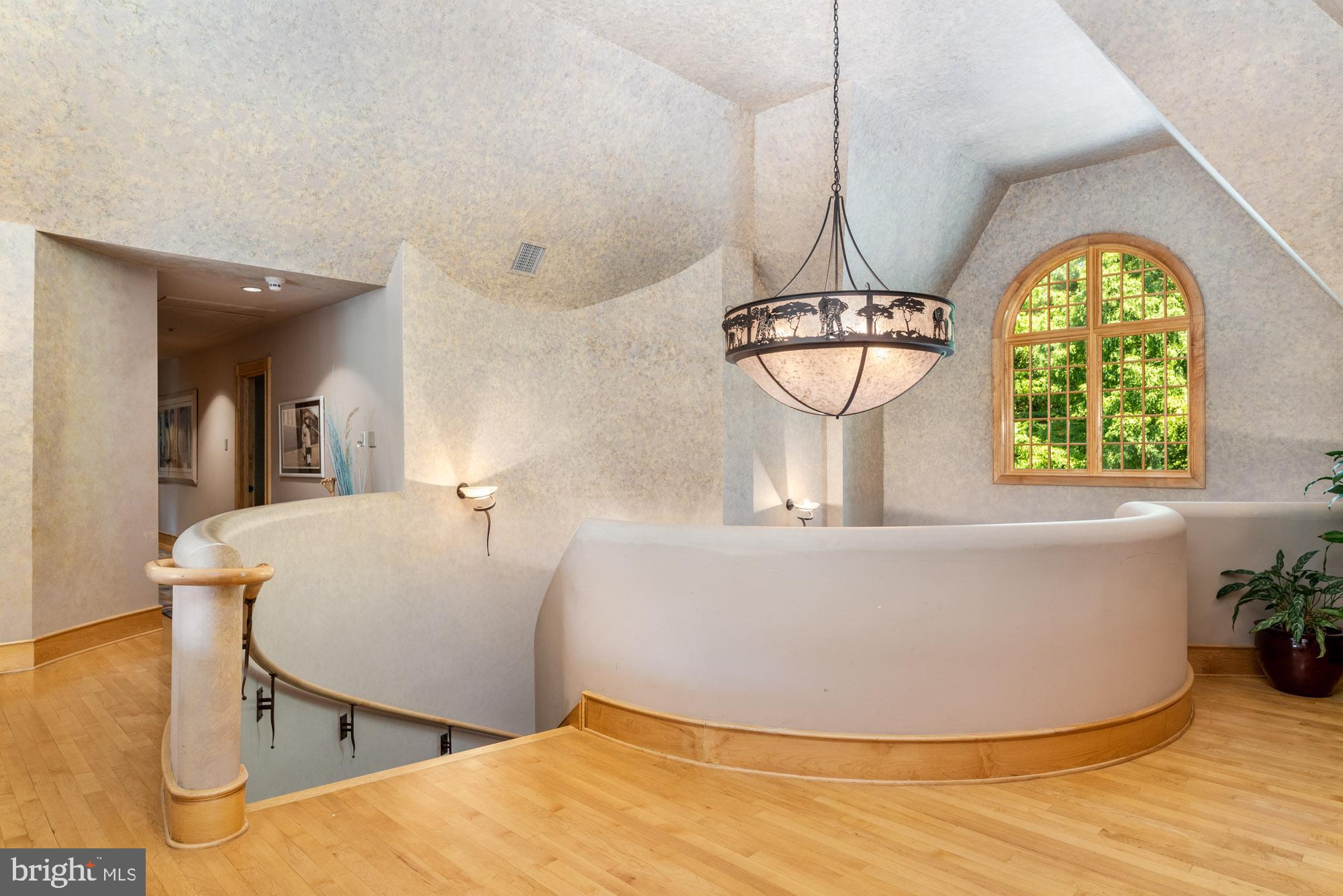 893 Parkes Run Lane Villanova, PA 19085 - Photo 31 of 86 Second Level