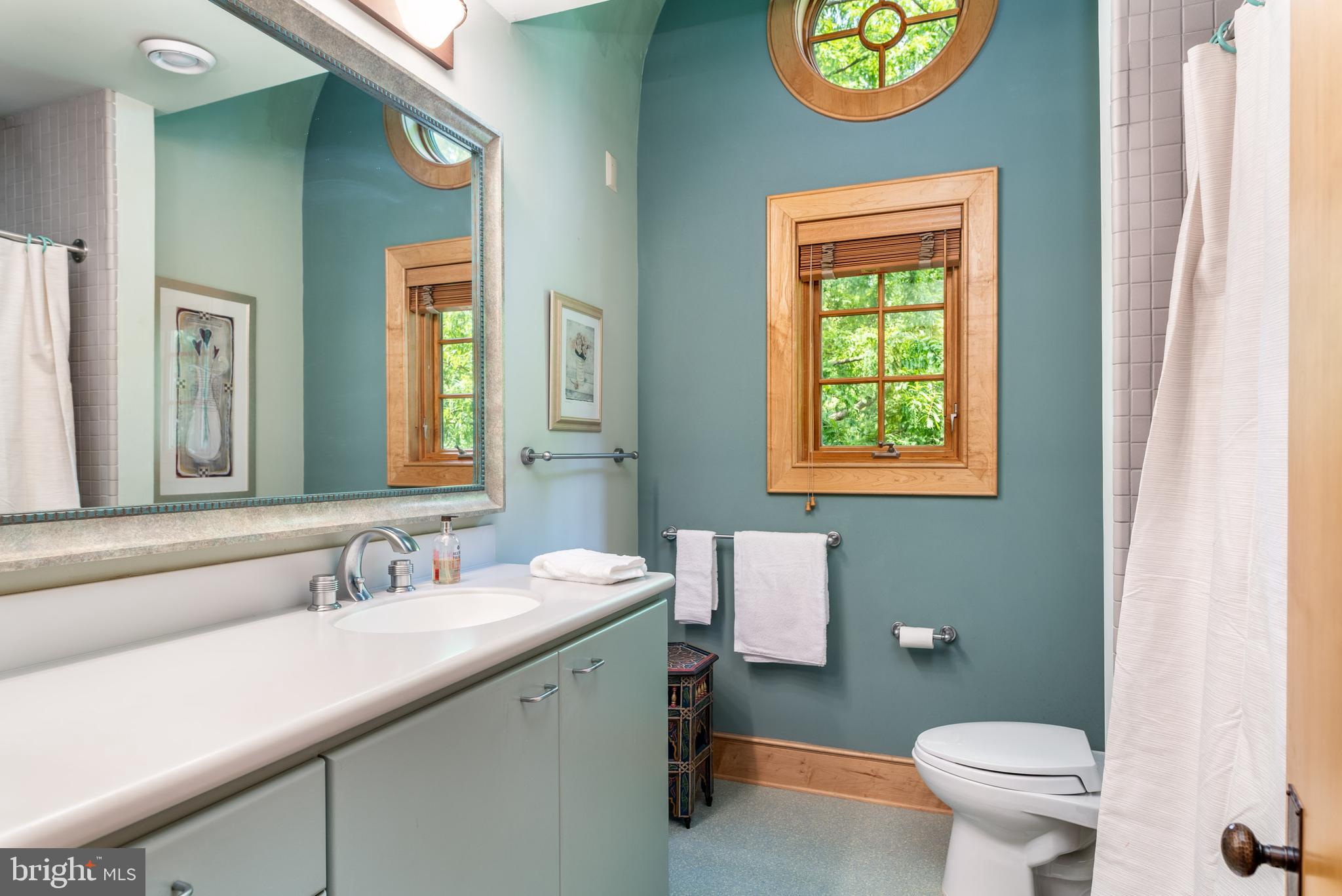 893 Parkes Run Lane Villanova, PA 19085 - Photo 50 of 86 En suite bathroom