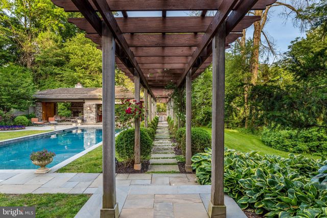 $3,250,000 | 893 Parkes Run Lane, Villanova, PA 19085