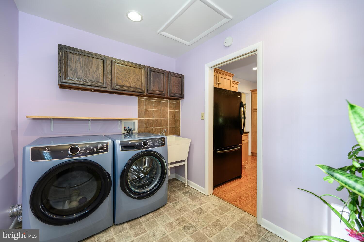 25711 Royal Road Royal Oak, MD 21662 - Photo 24 of 37 a view of storage and utility room with washer and dryer