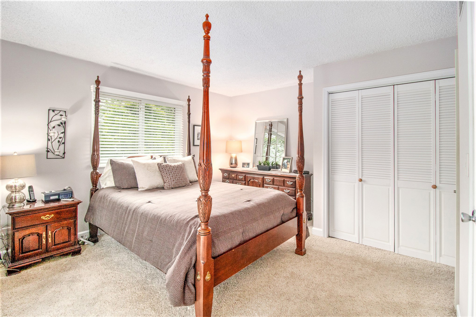 32 Green Ridge Road Elgin, IL 60120 - Photo 16 of 26