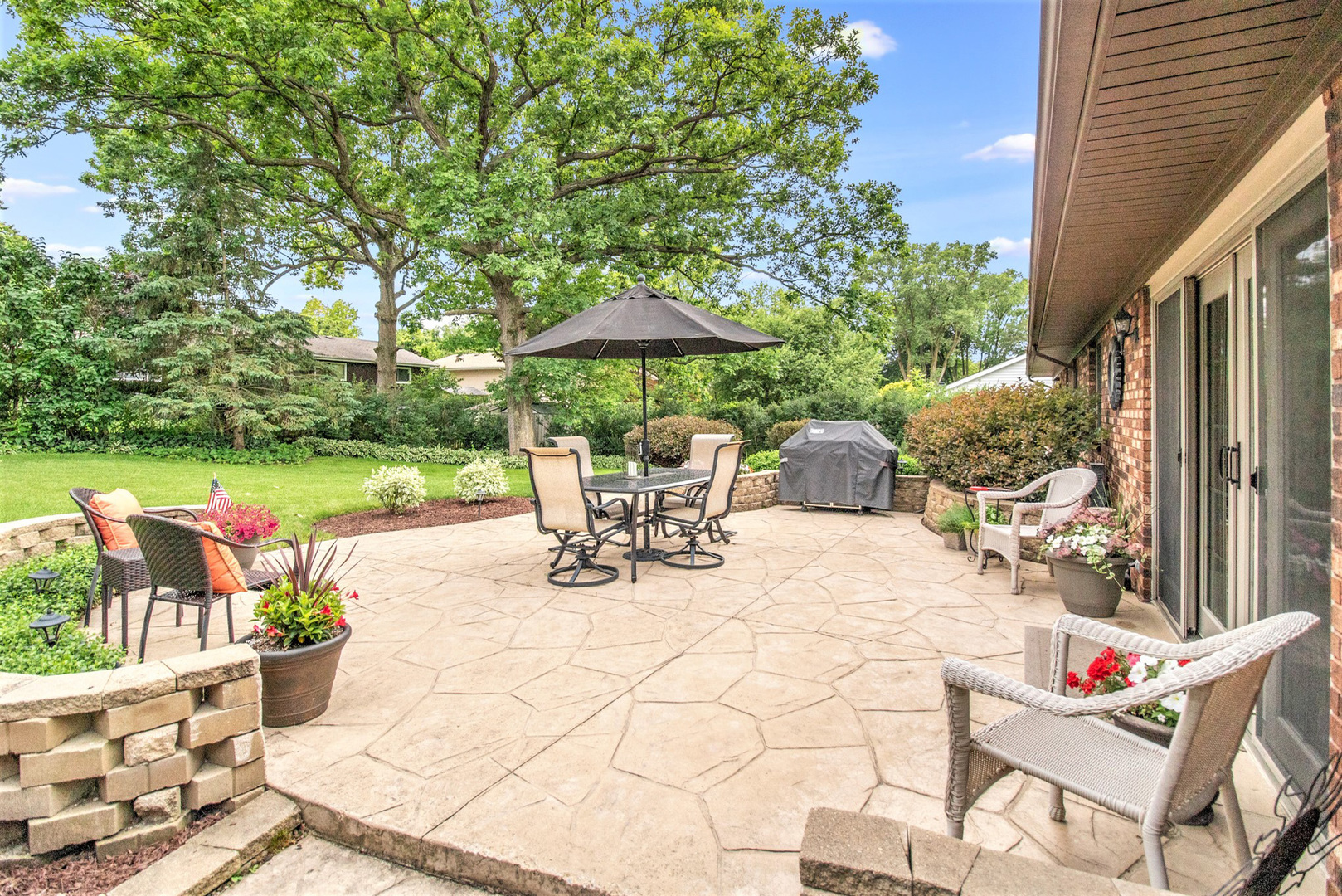 32 Green Ridge Road Elgin, IL 60120 - Photo 3 of 26