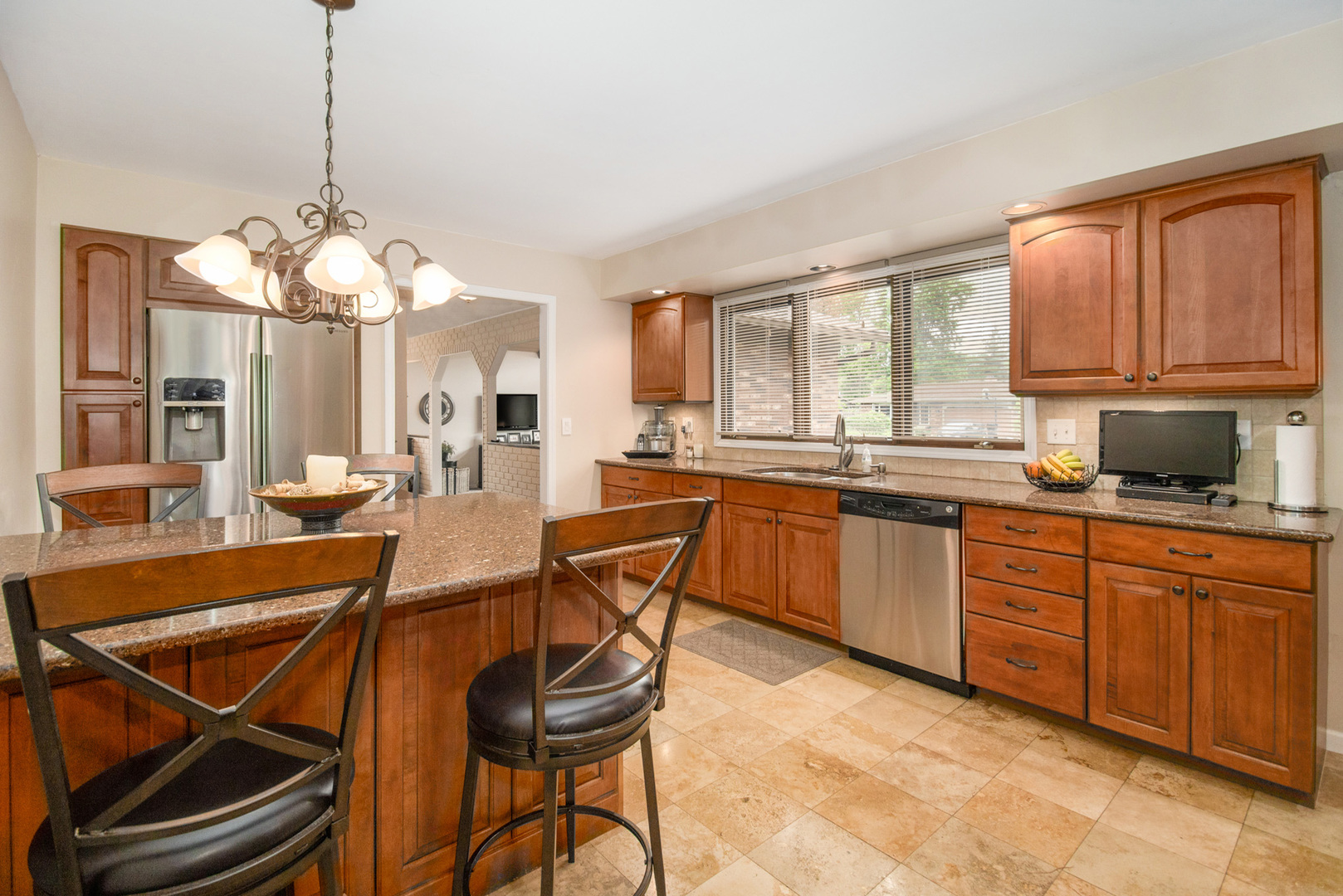 32 Green Ridge Road Elgin, IL 60120 - Photo 5 of 26