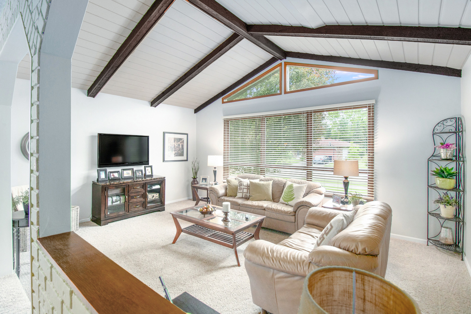 32 Green Ridge Road Elgin, IL 60120 - Photo 8 of 26