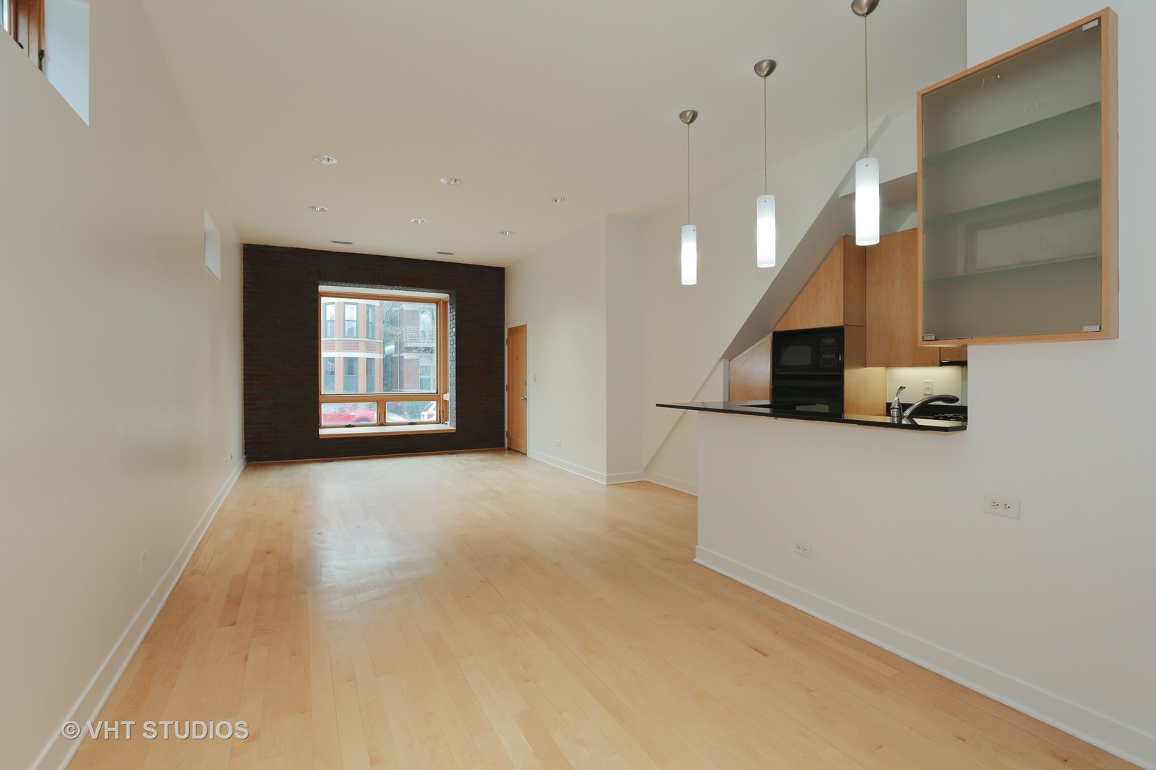 2020 West Rice Street, Unit 1 Chicago, IL 60622 - Photo 3 of 10