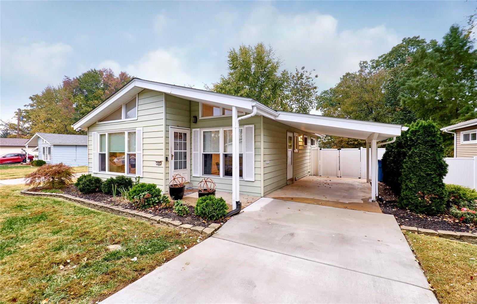 430 Orchard Avenue Ballwin, MO 63021 - Photo 2 of 30