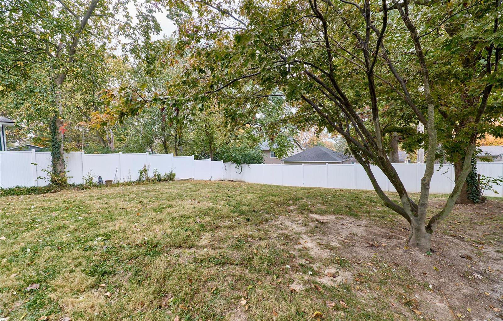 430 Orchard Avenue Ballwin, MO 63021 - Photo 26 of 30