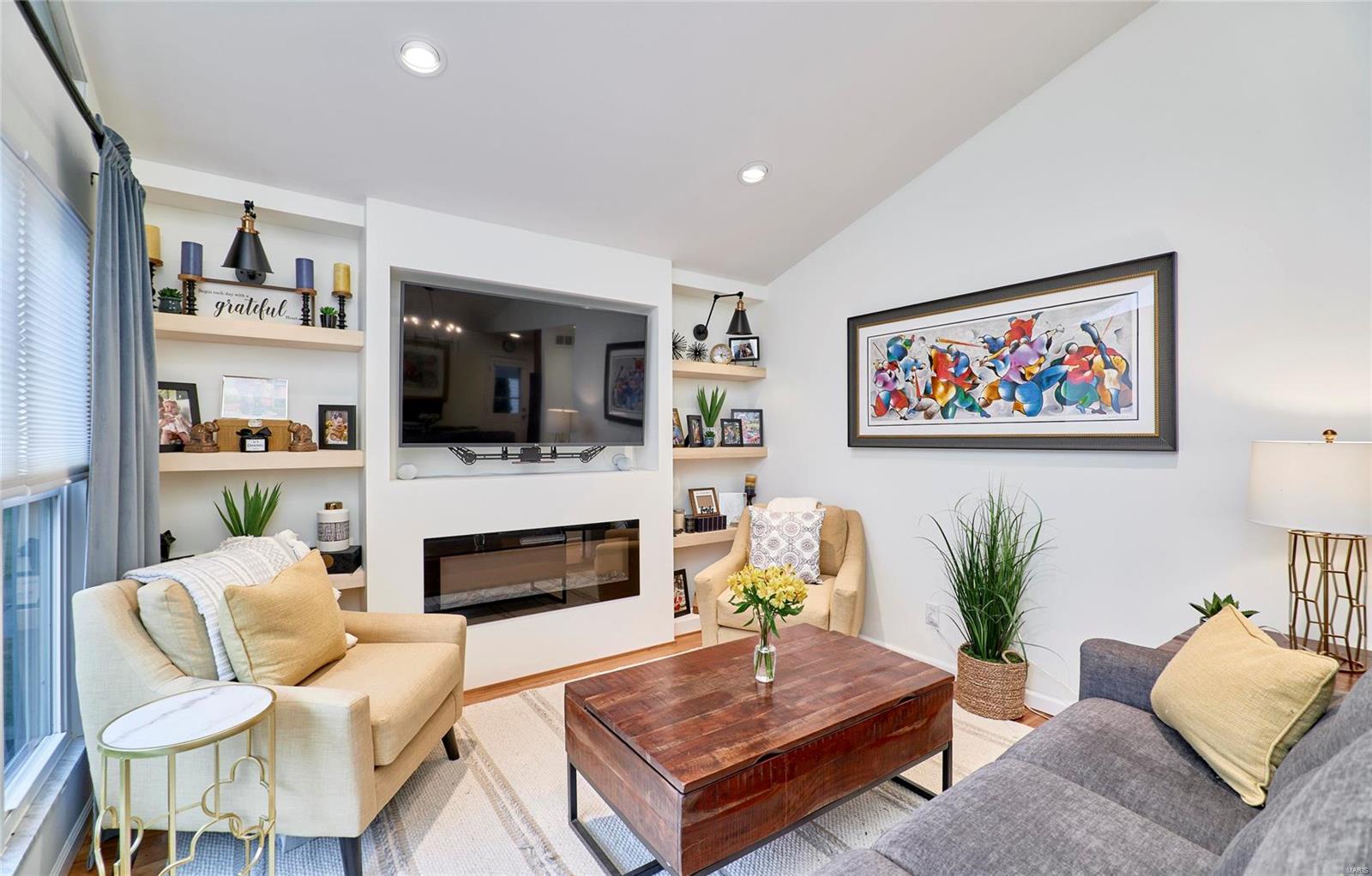 430 Orchard Avenue Ballwin, MO 63021 - Photo 3 of 30