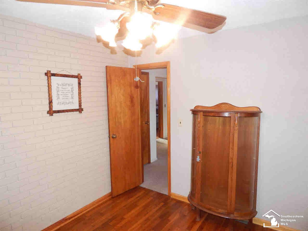 10863 Cemetery Road Erie, MI 48133 - Photo 8 of 17 Bedroom 3