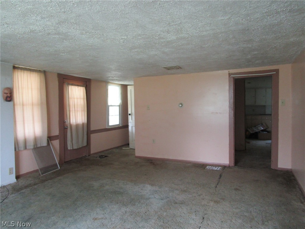 5048 Highway 534 Rome, OH 44085 - Photo 29 of 32