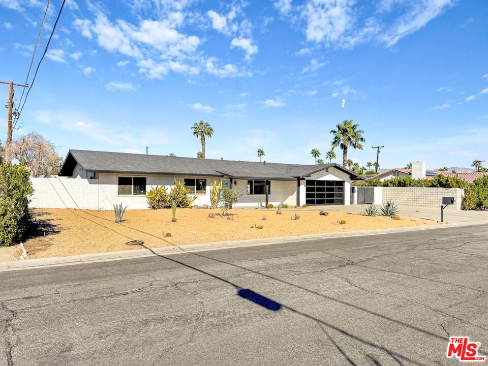 2802 East Venetia Road Palm Springs, CA 92262 - Photo 2 of 43