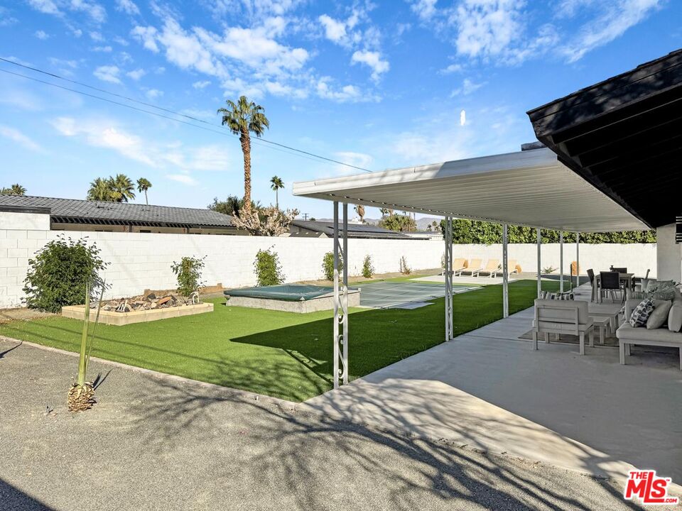 2802 East Venetia Road Palm Springs, CA 92262 - Photo 36 of 43
