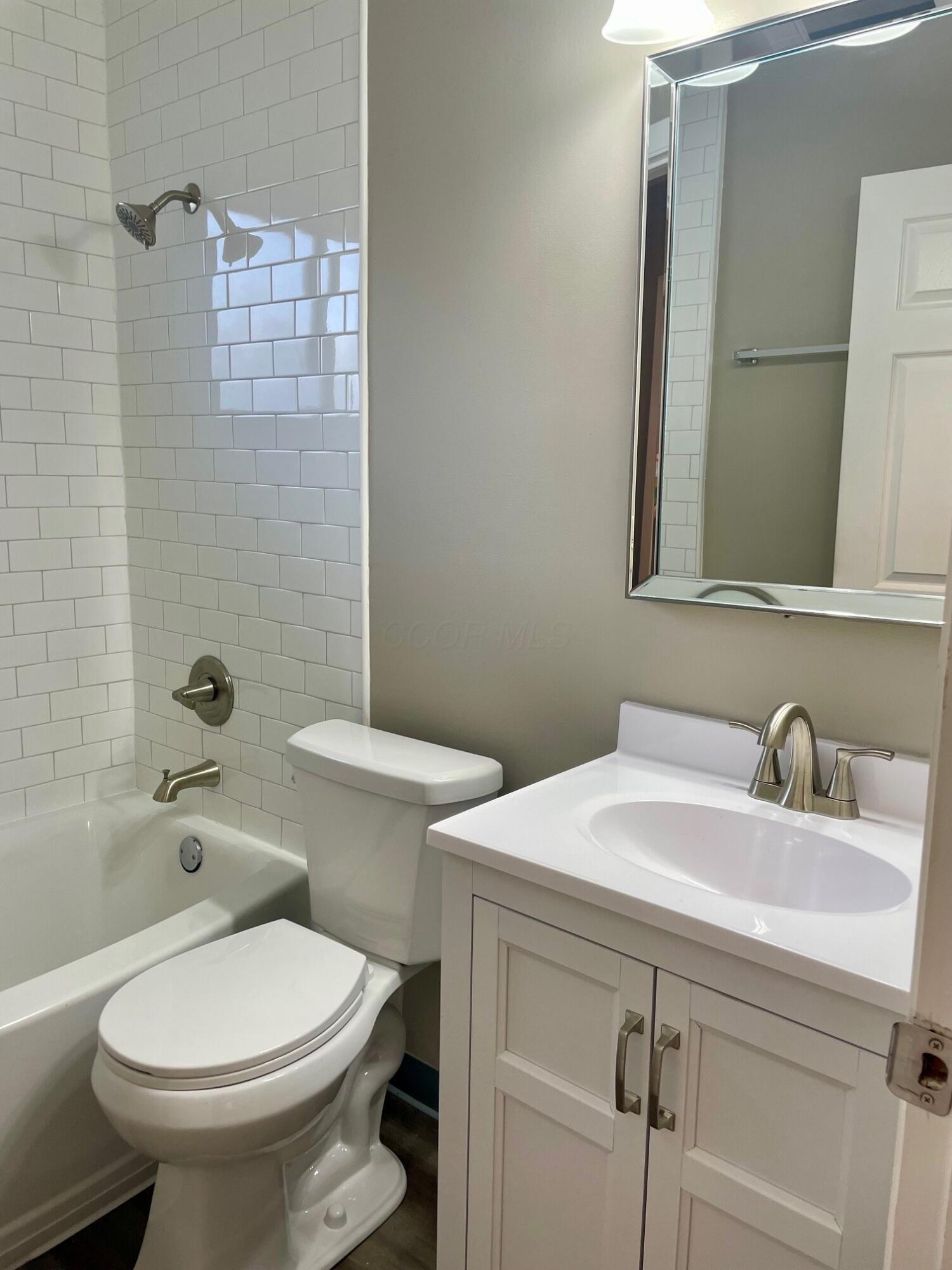 2856 Eastminster Road Columbus, OH 43209 - Photo 12 of 14