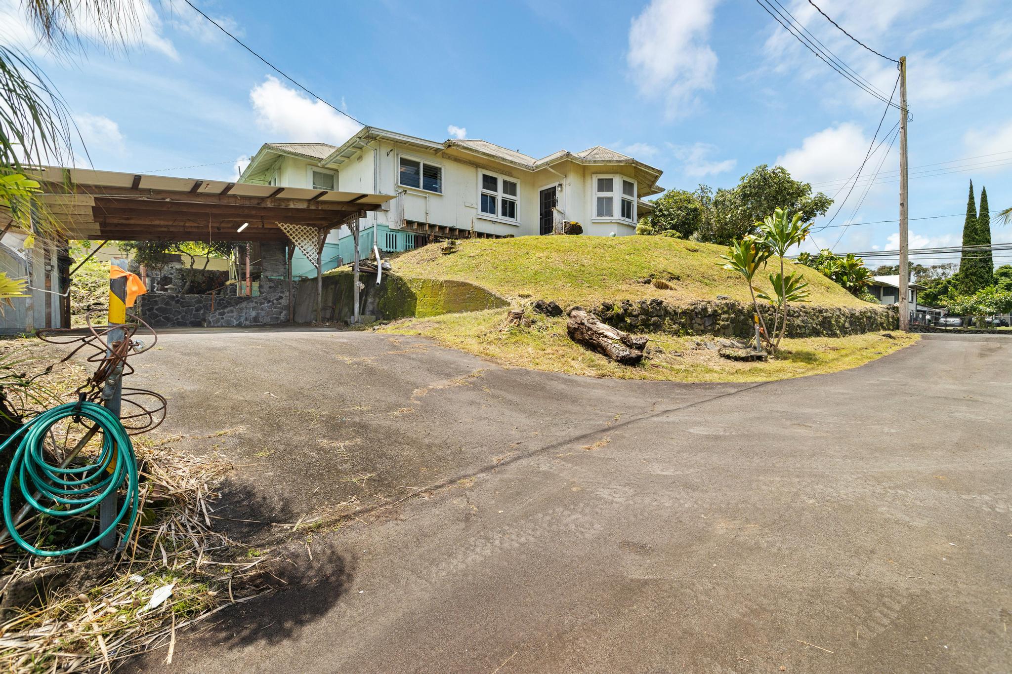 1735 Kinoole Street Hilo, HI 96720 - Photo 5 of 30