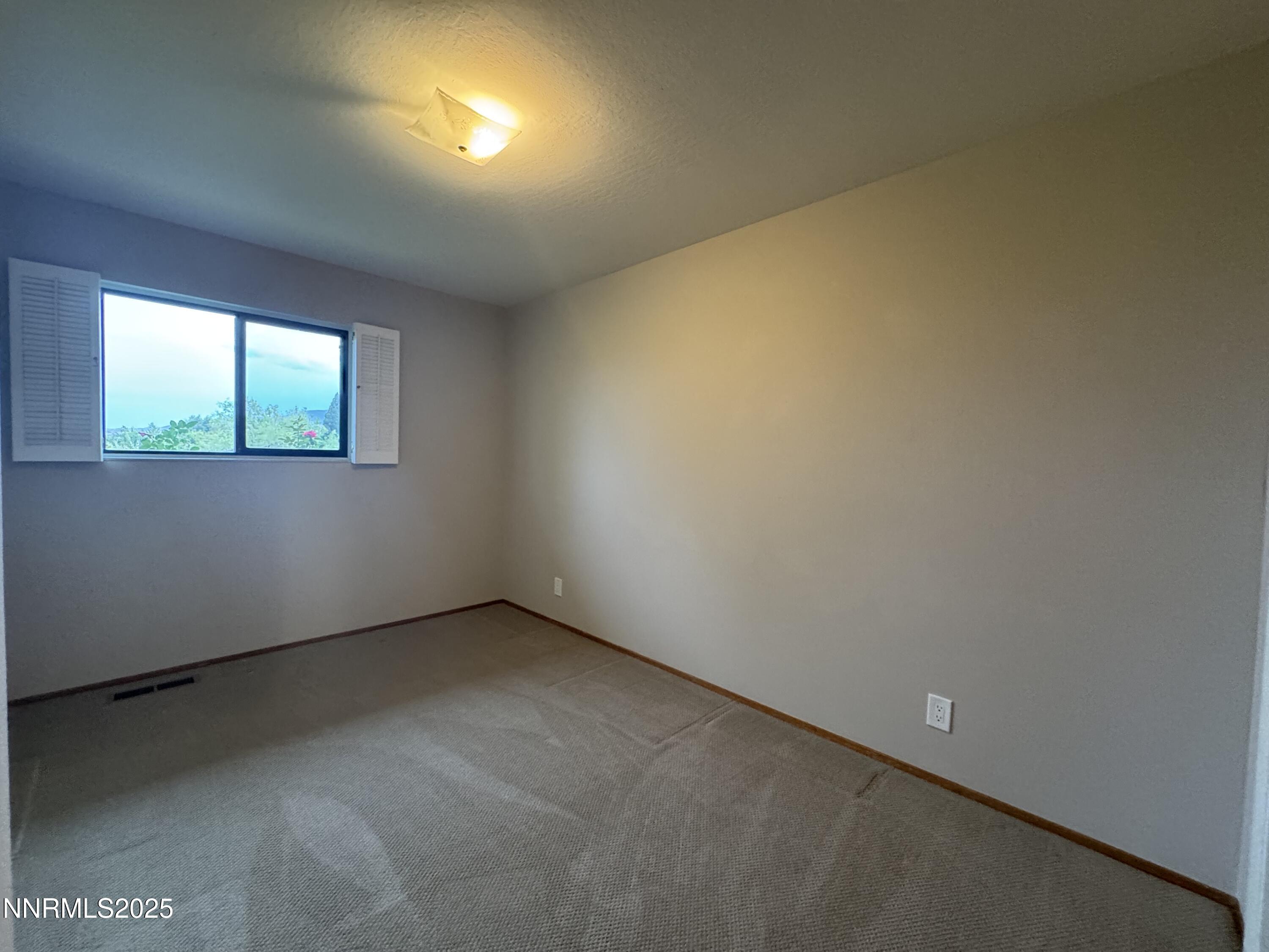 1970 Royal Drive Reno, NV 89503 - Photo 24 of 45 IMG_2086