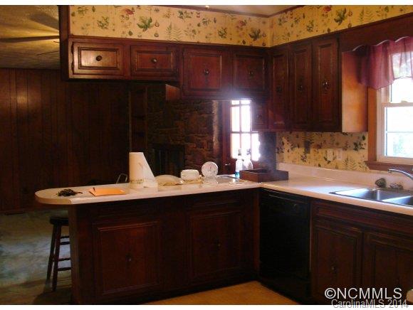 113 Joe Jenkins Road Fairview, NC 28730 - Photo 5 of 15 Gallery Image 5