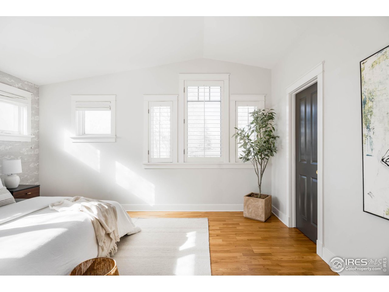 2543 Pine Street Boulder, CO 80302 - Photo 30 of 40 a bedroom with a bed and a window