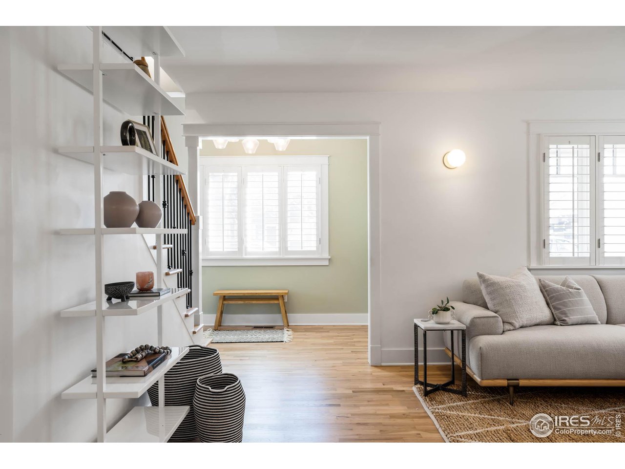 2543 Pine Street Boulder, CO 80302 - Photo 4 of 40 a living room with furniture and a window