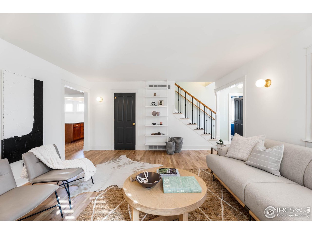 2543 Pine Street Boulder, CO 80302 - Photo 6 of 40 a living room with furniture and wooden floor