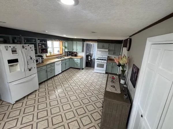 $419,177 | 56 South Road, Oakfield, ME 04763