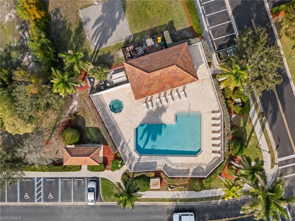 880 Hampton Circle, Unit 160 Naples, FL 34105 - Photo 31 of 32 an aerial view of a