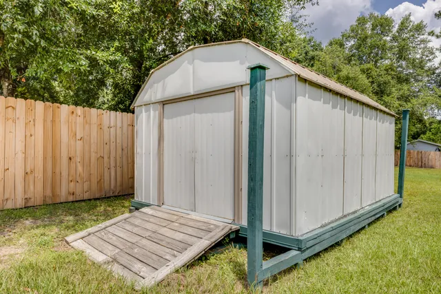 $279,900 | 5593 Galaxy Drive, Crestview, FL 32539