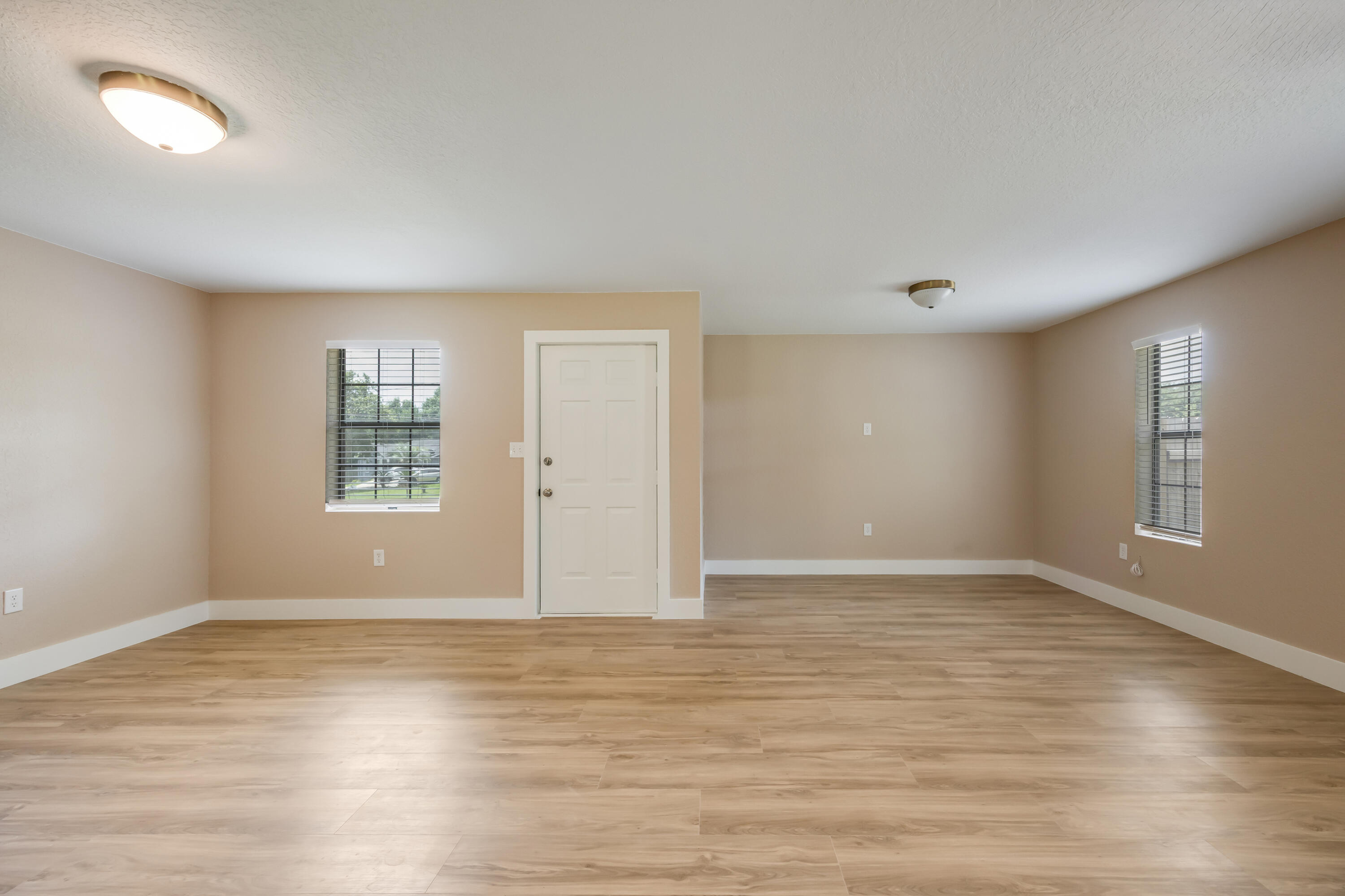 5593 Galaxy Drive Crestview, FL 32539 - Photo 9 of 35 5-05