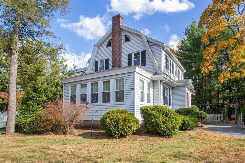 208 Fair Oaks Park Needham, MA 02492 - Photo 28 of 42