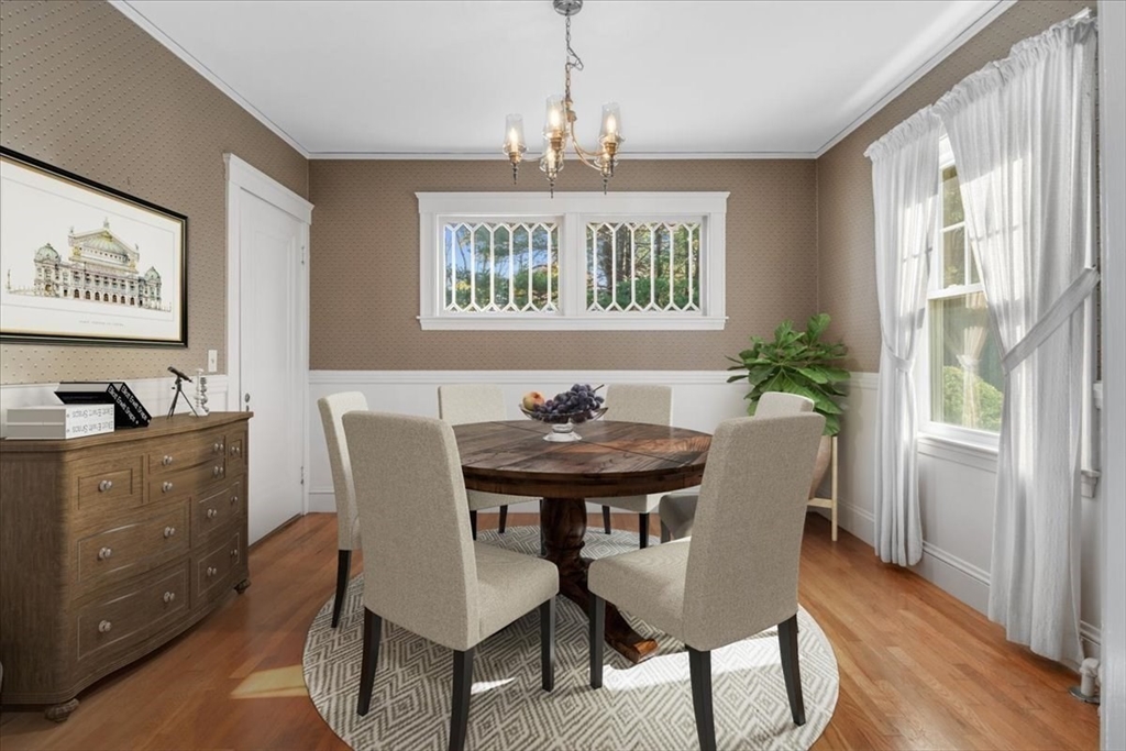 208 Fair Oaks Park Needham, MA 02492 - Photo 10 of 42