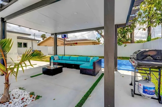 $6,500 | 3530 Southwest 104th Avenue, Miami, FL 33165